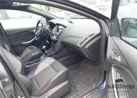 2018 Ford Focus St from USA, damaged, VIN 1FADP3L99JL329844